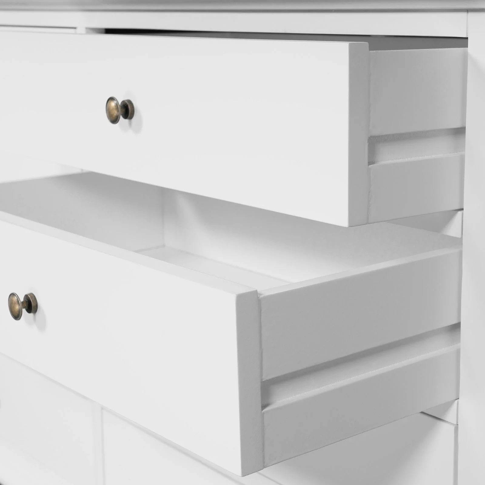 Hamptons Heritage 8-Drawer Tallboy Dresser - Image 12
