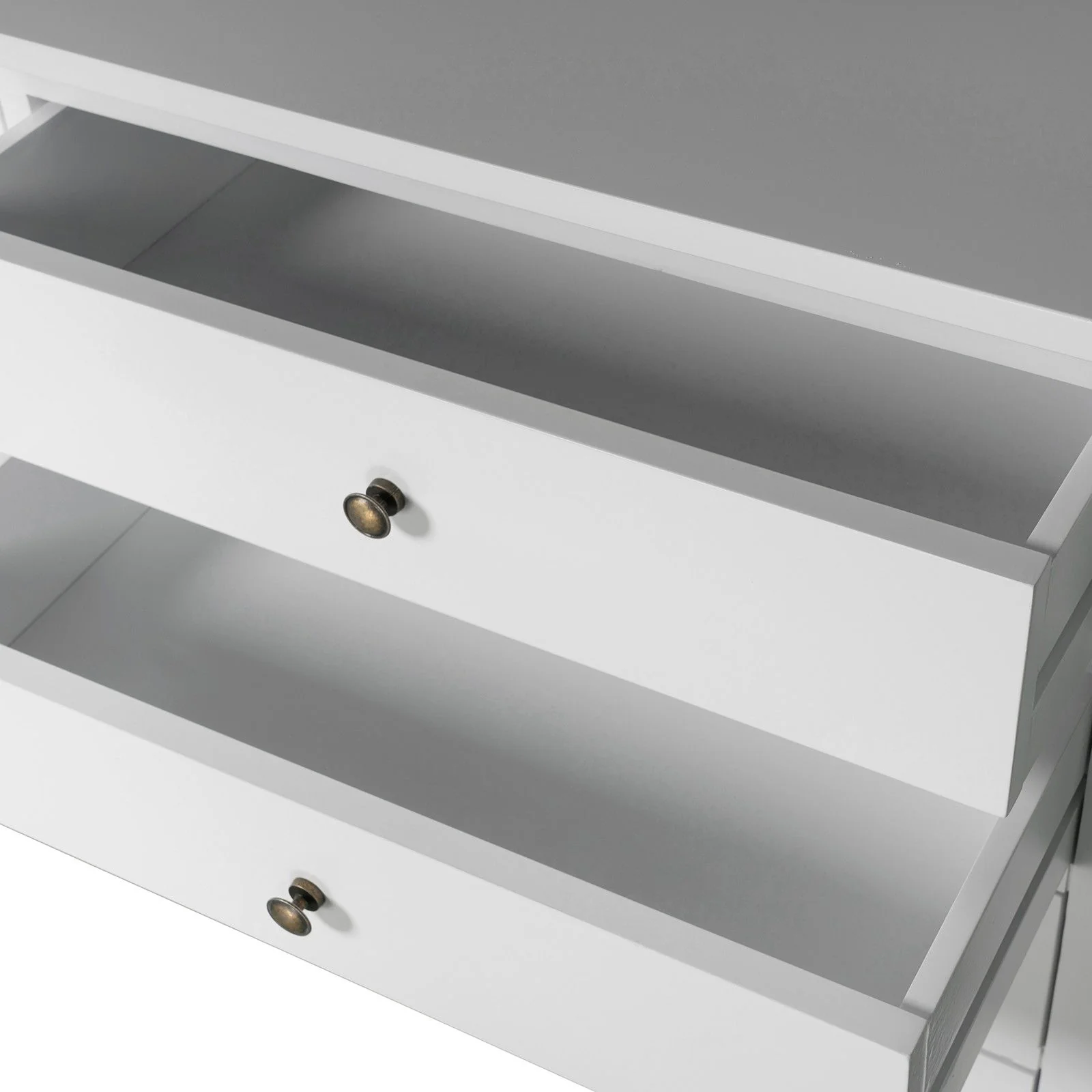 Hamptons Heritage 8-Drawer Tallboy Dresser - Image 13